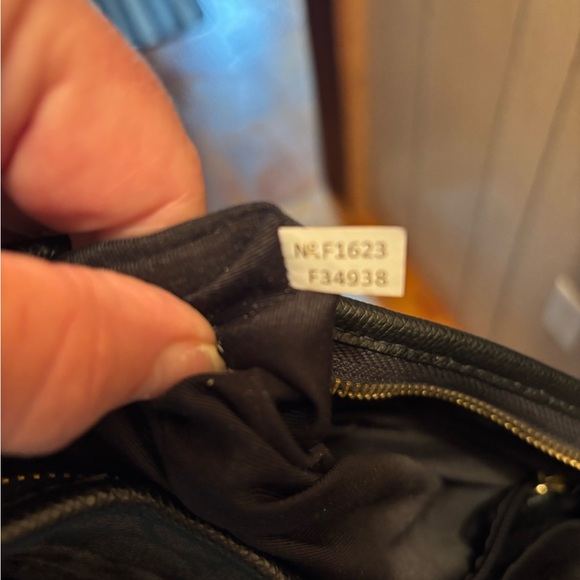 This is a gently used coach swing pack bag - Picture 7 of 7